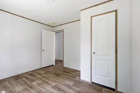 210 Frontier Dr, Easley, SC 29640 photo 18