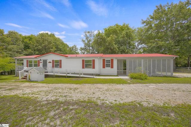 210 Deer Creek Trl, Walhalla, SC 29691