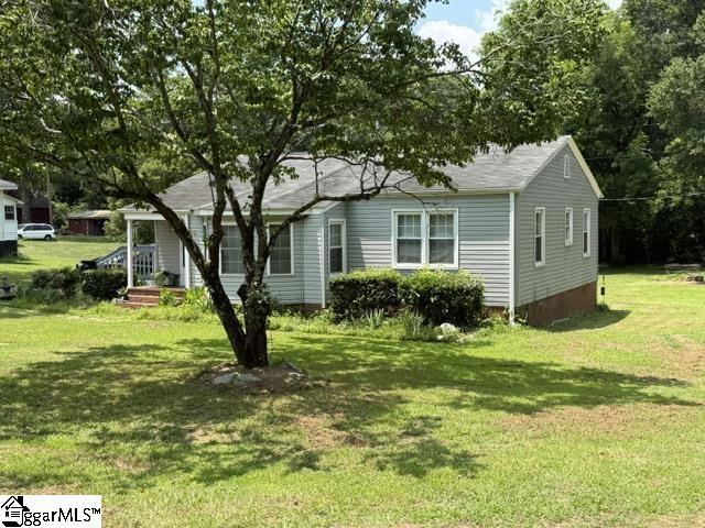 15570 Us 221 Hwy, Enoree, SC 29335