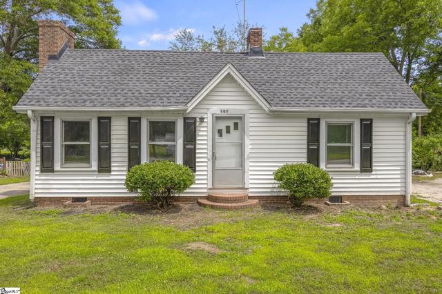 107 W Marion Rd, Greenville, SC 29617