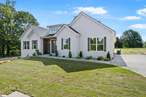 369 Pine Dr, Greer, SC 29651 photo 33