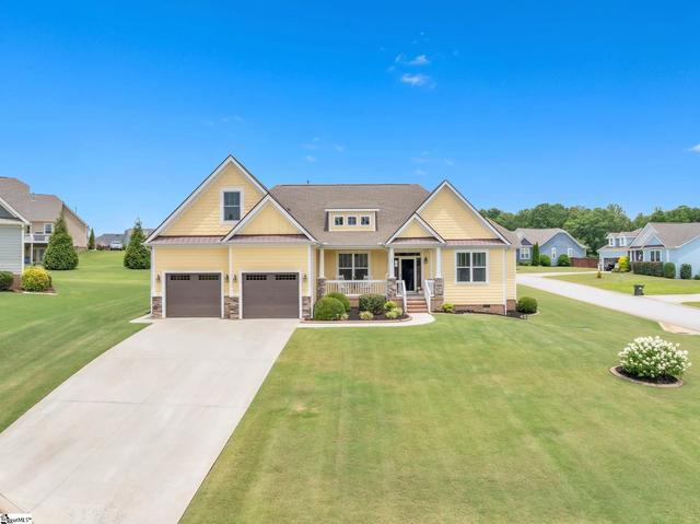 600 Snowshoe Ct, Travelers Rest, SC 29690