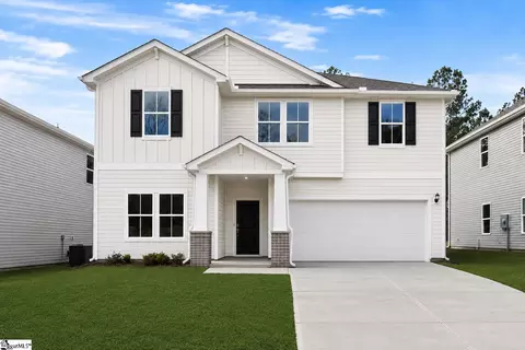 13 Torwood St, Fountain Inn, SC 29644