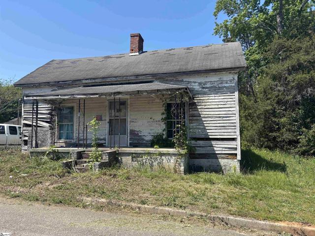 28 Copeland, Laurens, SC 29360