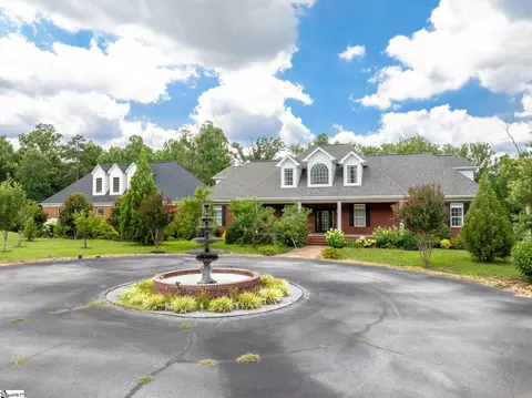 215 Log Shoals Rd, Greenville, SC 29605