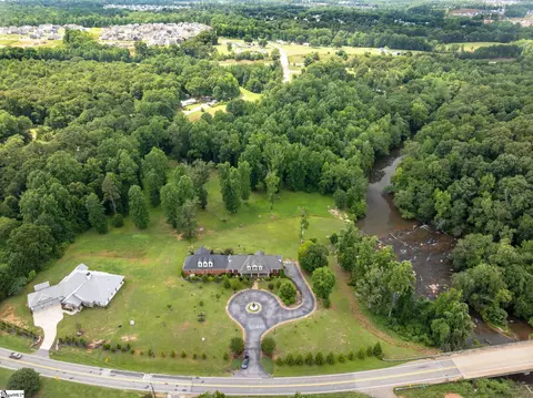 215 Log Shoals Rd, Greenville, SC 29605