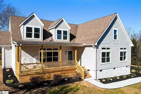23 Forestville Rd, Travelers Rest, SC 29690