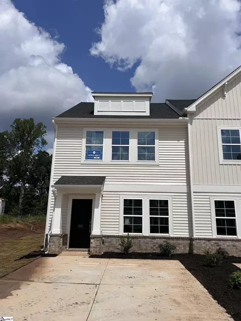 501 Fernleigh Trl, Taylors, SC 29687