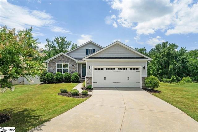 651 Olivia Springs Dr, Spartanburg, SC 29302
