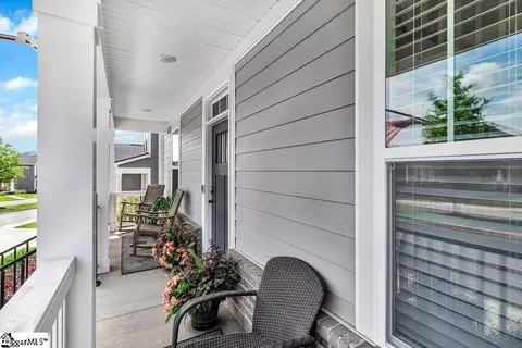 Exterior - 152 Founders Blvd, Central, SC 29630 photo 2 of 9