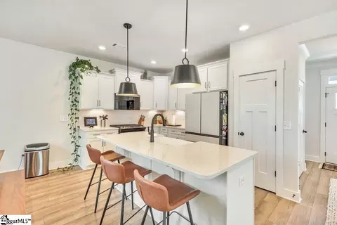 Kitchen - 152 Founders Blvd, Central, SC 29630 photo 1 of 3