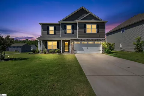 310 Icebow Rd, Fountain Inn, SC 29644