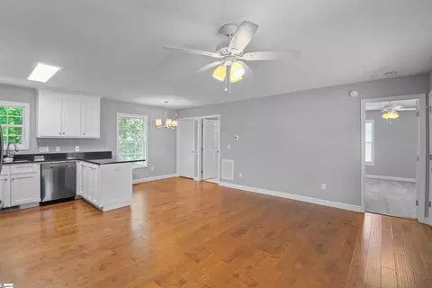 Living - 119 Nicholas Ct, Easley, SC 29640 photo 5 of 5