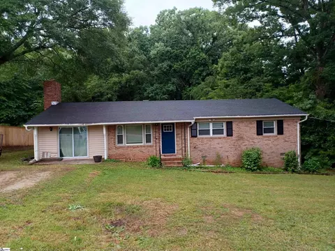 616 Sunset Cir, Lancaster, SC 29720