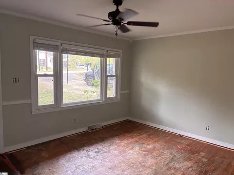 Living - 616 Sunset Cir, Lancaster, SC 29720 photo 1 of 6