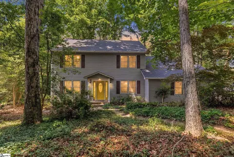 109 Cumberland Dr, Moore, SC 29369