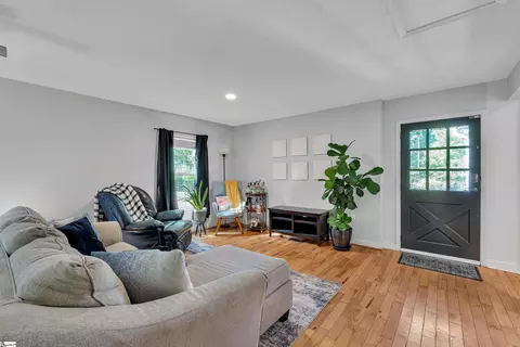 919 Berkeley Dr, Clemson, SC 29631 photo 2