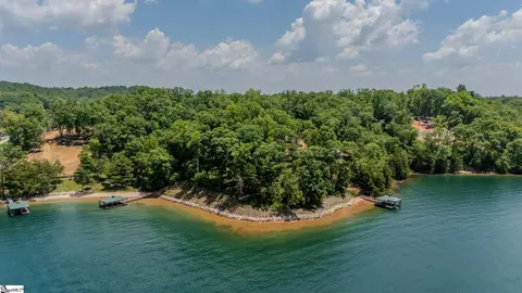233 Sandy Hollow Ct, Six Mile, SC 29682