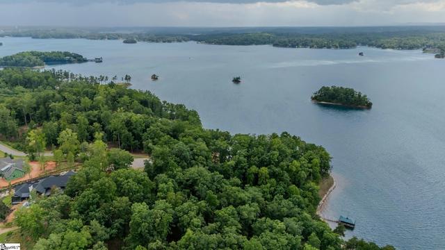 233 Sandy Hollow Ct, Six Mile, SC 29682