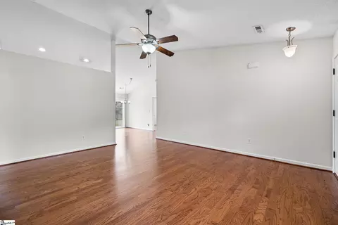 Living - 601 Chartwell Dr, Greer, SC 29650 photo 3 of 3