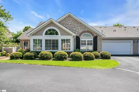 27 Fudora Cir, Simpsonville, SC 29681
