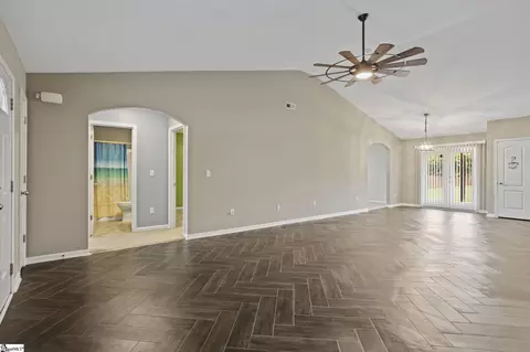 271 Walcott Dr, Lyman, SC 29365 photo 4