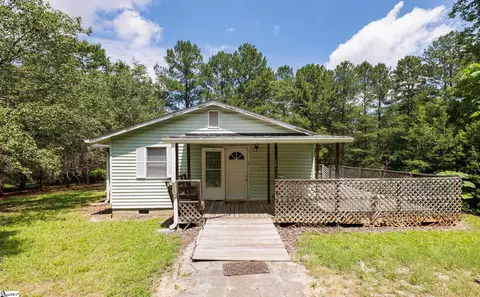 329 Berry Rd, Pelzer, SC 29669