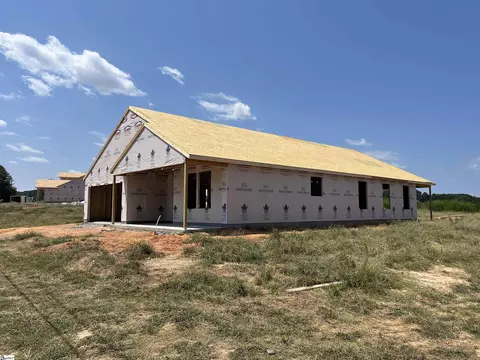 267 Henderson Rd, Gray Court, SC 29645