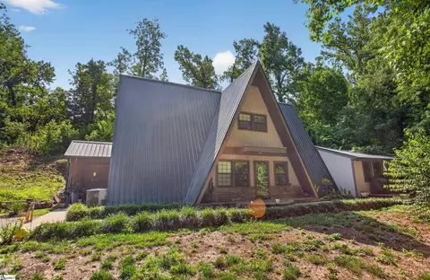 308 Charing Cross Rd, Taylors, SC 29687