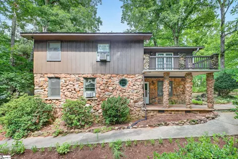 769 Cool Creek Dr, Greer, SC 29651