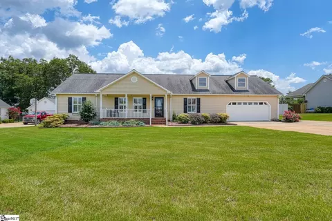 140 Bermuda Ln, Inman, SC 29349