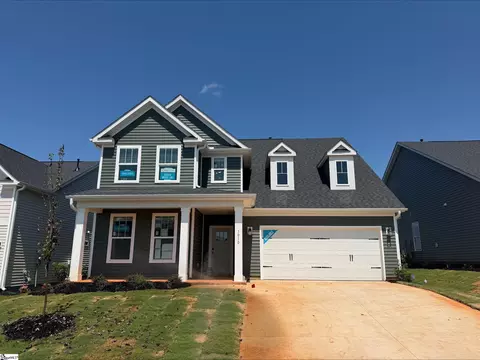 1010 Fox Hollow St, Spartanburg, SC 29303