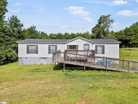 5 Tammy Trl, Travelers Rest, SC 29690