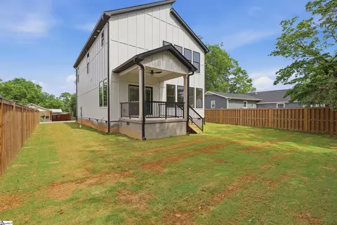 Exterior - 201 Earl St, Greer, SC 29651 photo 3 of 5