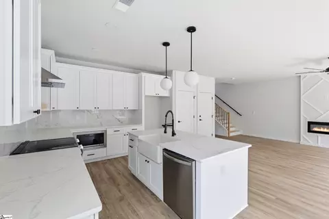 Kitchen - 201 Earl St, Greer, SC 29651 photo 3 of 3