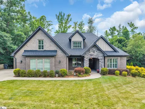 4 Colonel Storrs Ct, Greer, SC 29650