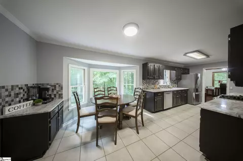 Kitchen - 412 Perry Hill Rd, Easley, SC 29640 photo 4 of 4