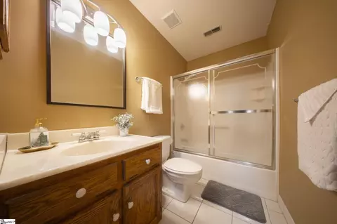 Bath - 412 Perry Hill Rd, Easley, SC 29640 photo 3 of 3