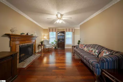 Living - 412 Perry Hill Rd, Easley, SC 29640 photo 1 of 1