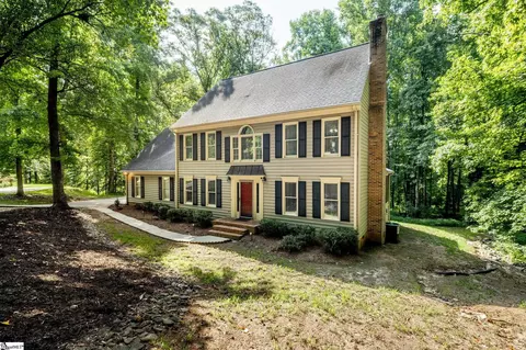 Exterior - 412 Perry Hill Rd, Easley, SC 29640 photo 3 of 9