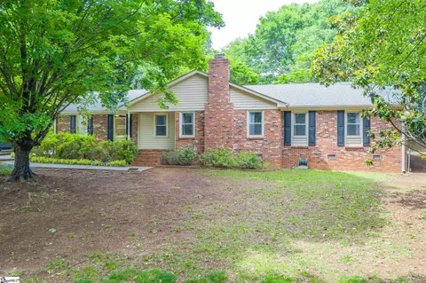 205 Southgate Cir, Piedmont, SC 29673