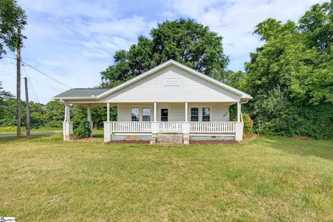 5761 Highway 357 Hwy, Campobello, SC 29322