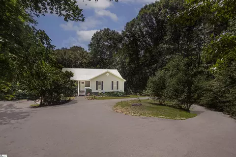 181 Crowe Creek Church Rd, Six Mile, SC 29682