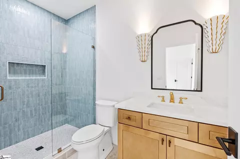 Bath - 744 Garrison Rd, Pelzer, SC 29669 photo 4 of 5