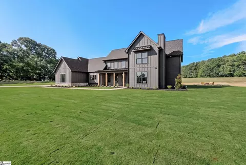 Exterior - 744 Garrison Rd, Pelzer, SC 29669 photo 3 of 13