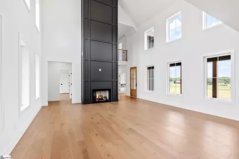 Living - 744 Garrison Rd, Pelzer, SC 29669 photo 3 of 5