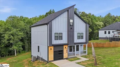 106 Anchor Rd, Greenville, SC 29617