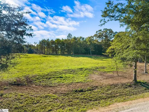 75 Hidden Acres Trl, Pelzer, SC 29669 photo 2