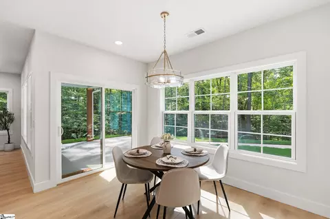Dining - 406 Point Rd, Westminster, SC 29693 photo 1 of 1