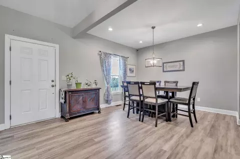 488 Pearson Rd, Greer, SC 29651 photo 5
